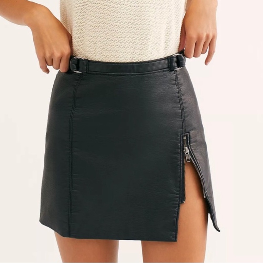 Free People - Black Faux Leather Mini Skirt with Side Zip